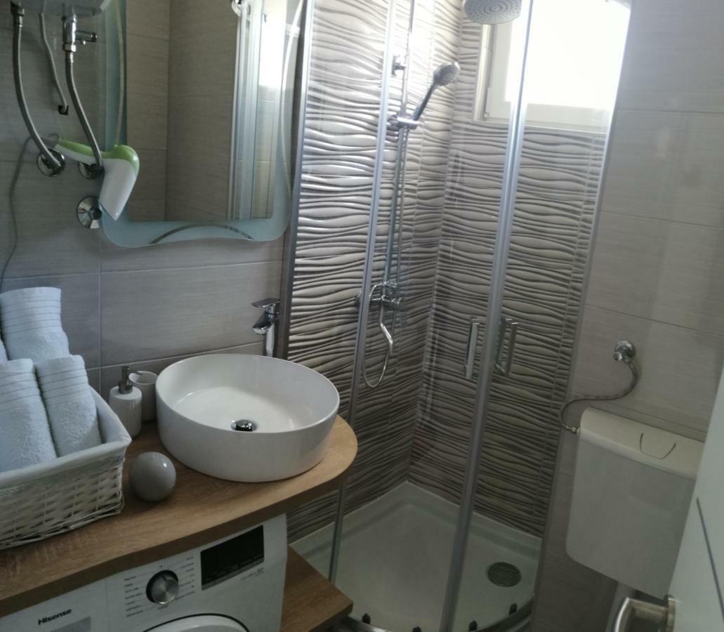 Studio Apartment Lanterna زادار المظهر الخارجي الصورة